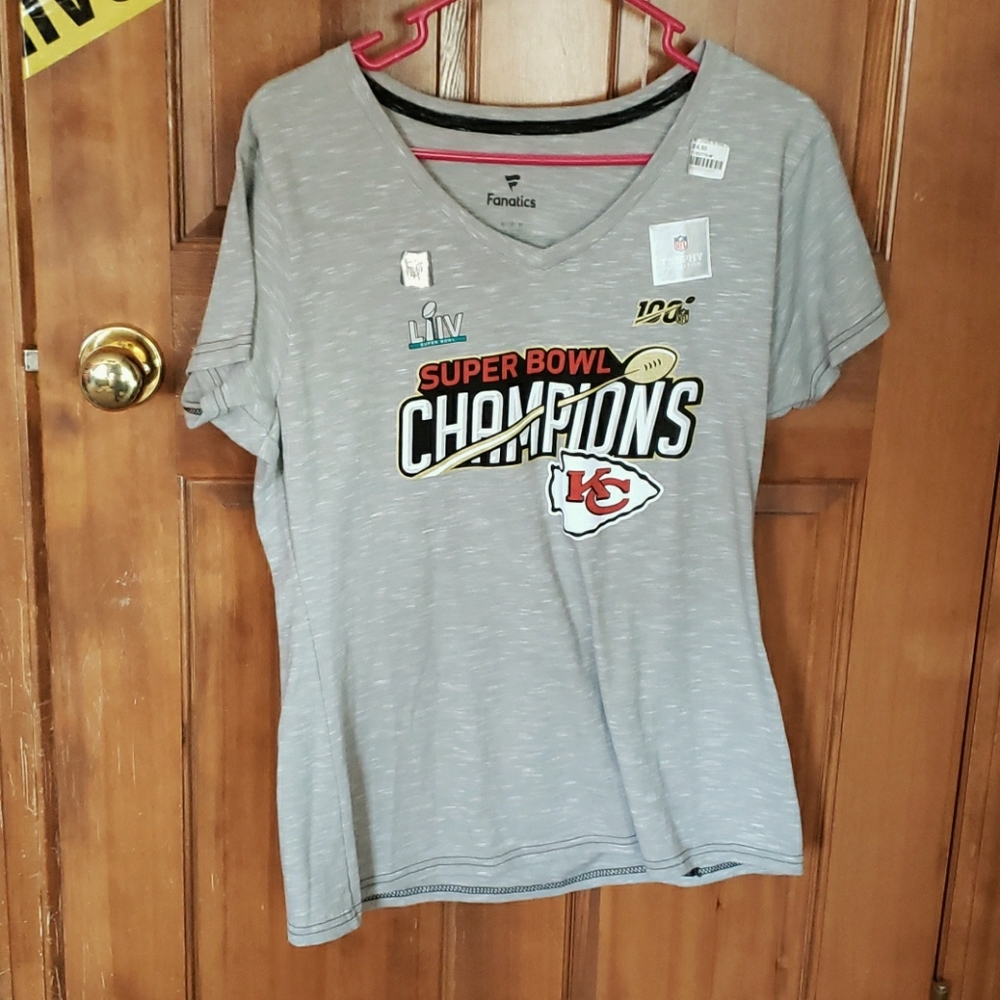 Chiefs shirt